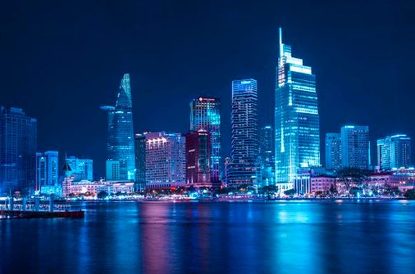 xì tố trực tuyến 8Day